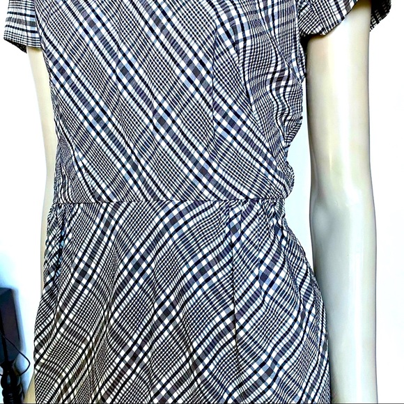 Vintage Beautiful Dress - Picture 5 of 10